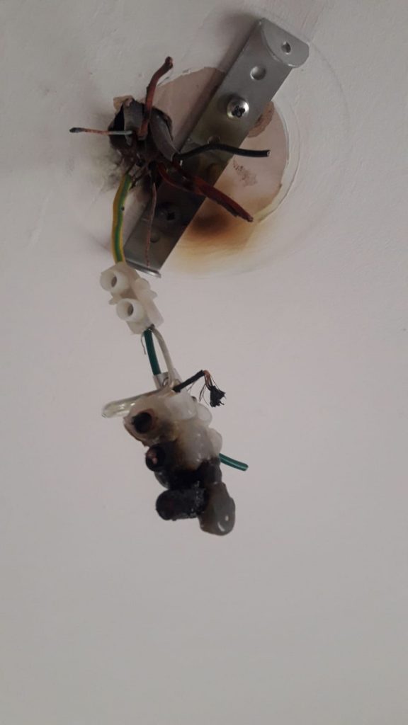 thermal-damage-to-cable-insulation-melted-connector thermal-damage-to-cable-insulation-melted-connector
